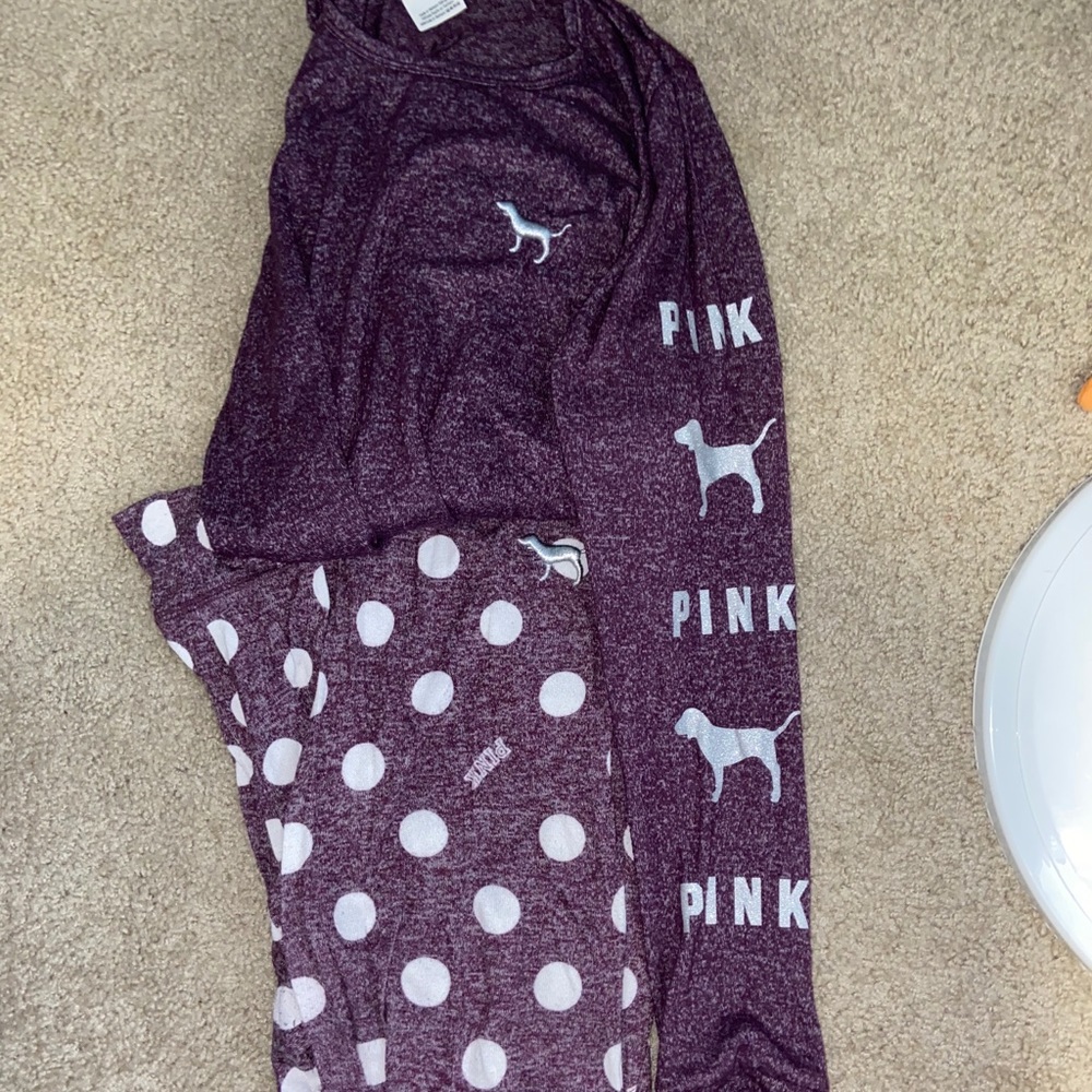 Pink sleep set